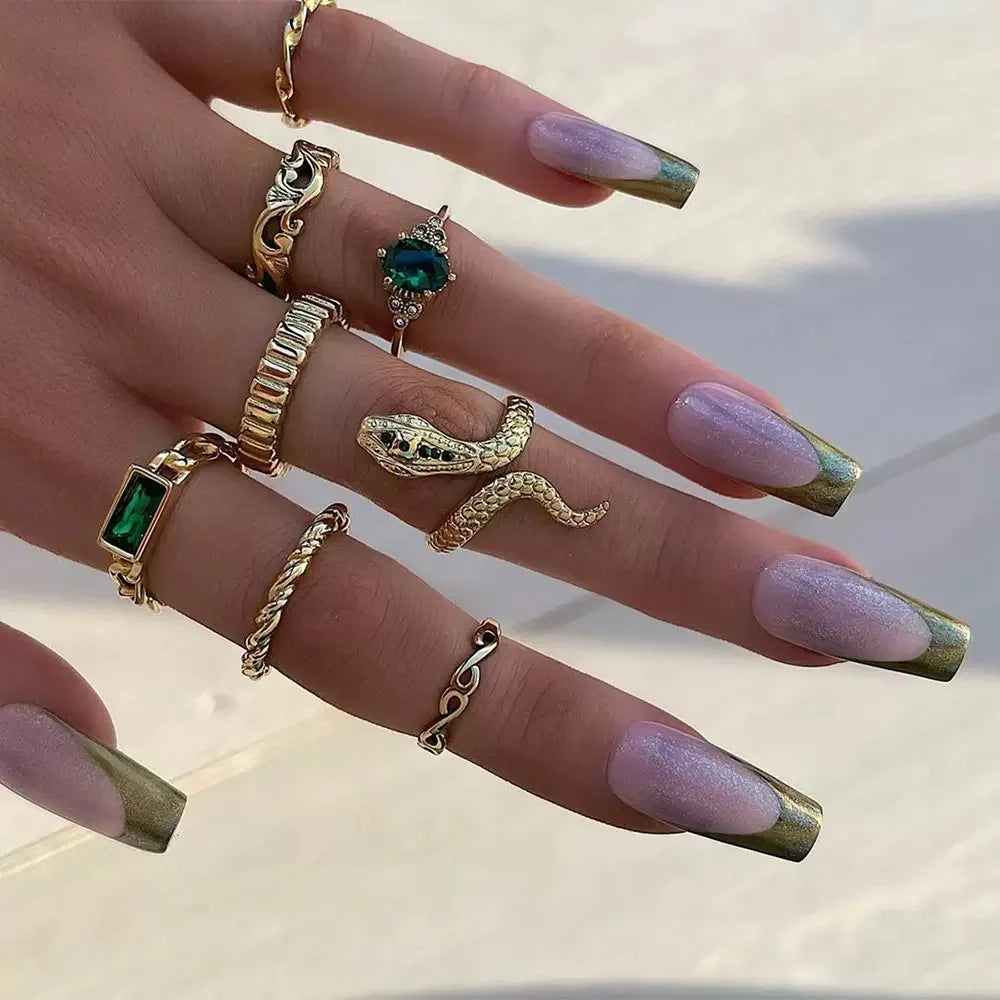 Majestic Link Rings