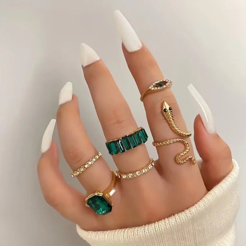 Majestic Link Rings